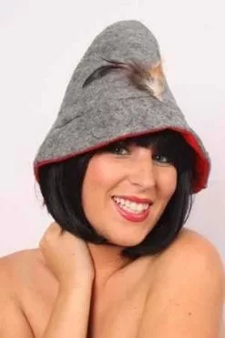 Bayern Hoed Grijs/rood + Veer