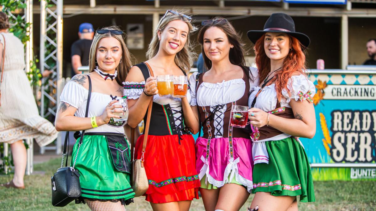 TIROLER KLEDING WINKEL 2 TIROLER KLEDING WINKEL -TIROLER KLEDING WINKEL 1