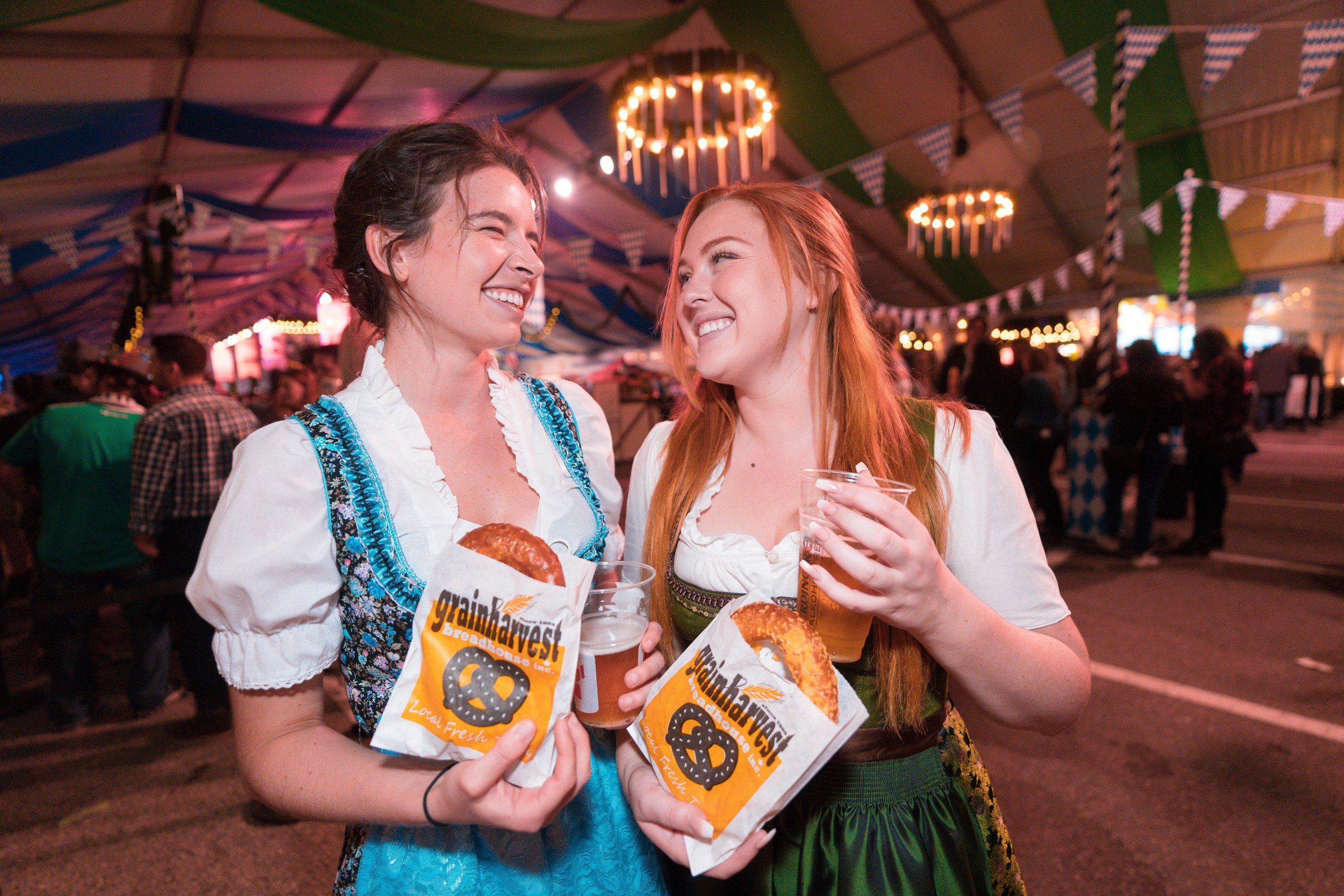 TIROLER KLEDING WINKEL 48 TIROLER KLEDING WINKEL -TIROLER KLEDING WINKEL 5